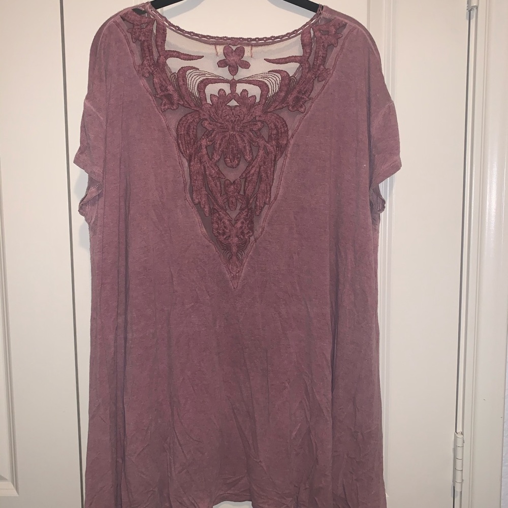 Light purple scoop neck top